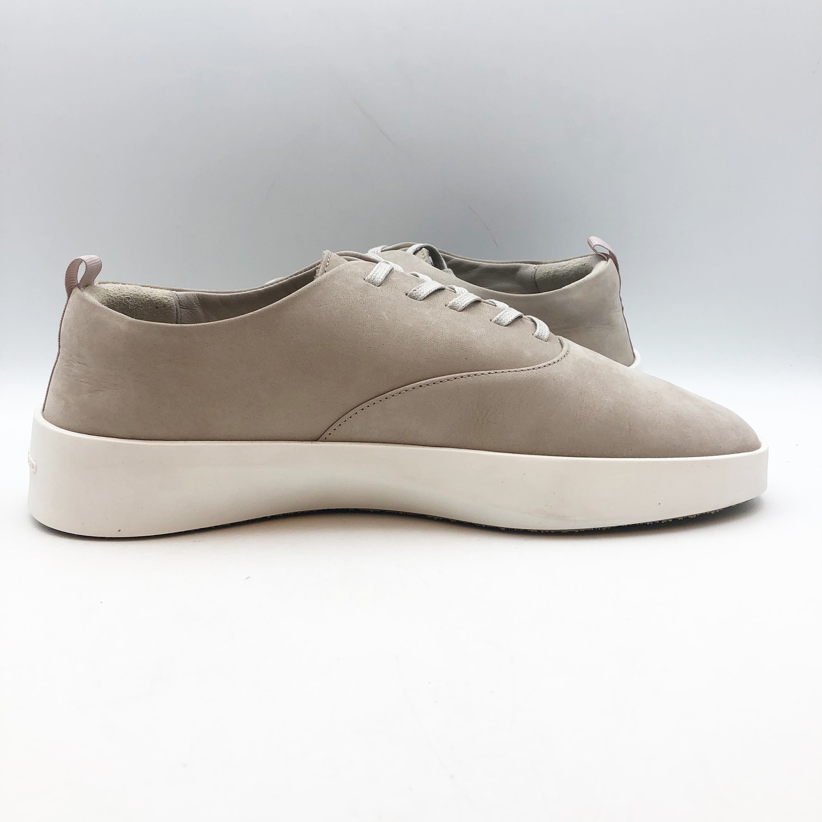 Wolf & Shepherd Cruise Casual Sneakers Mens 8 Womens 9.5 Gray Nubuck Leather Nib — image 4 of 8